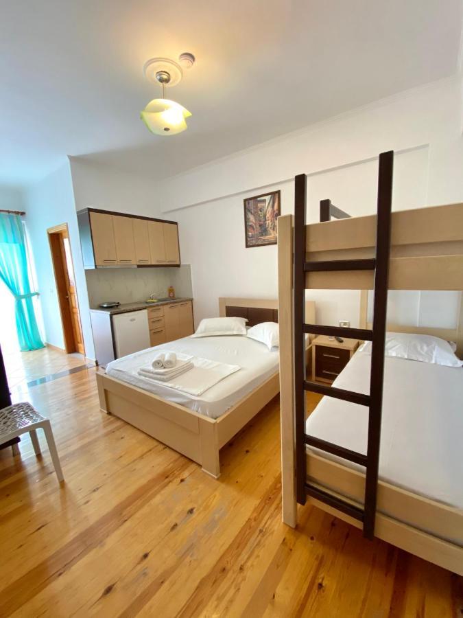 Visi Apartments Ksamil Extérieur photo