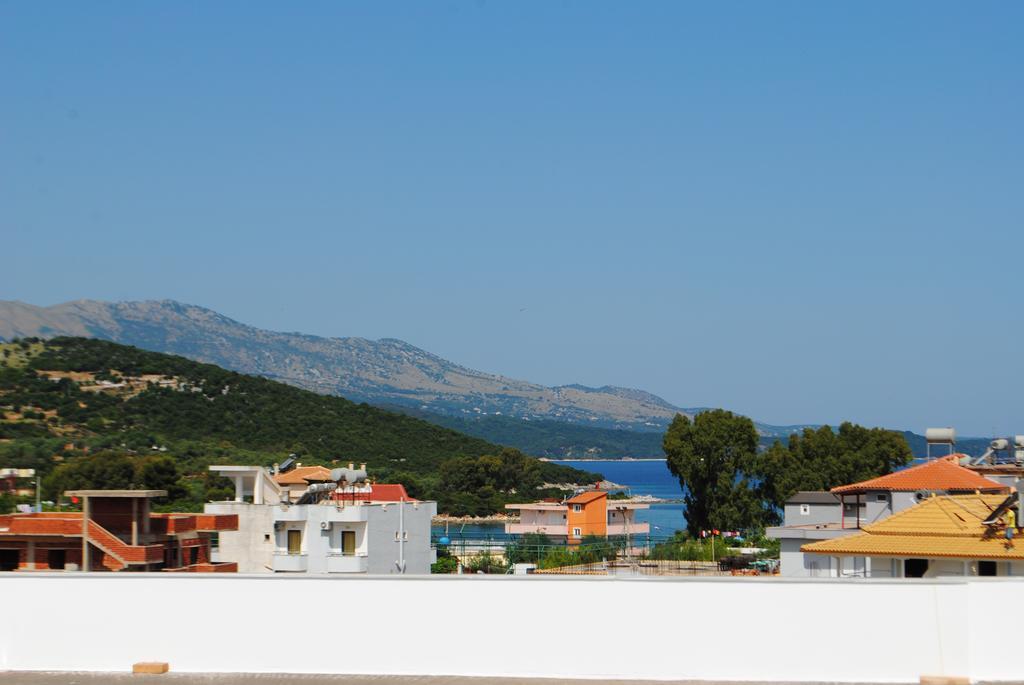 Visi Apartments Ksamil Extérieur photo